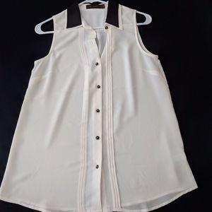 The Limited Sleeveless Pleated Blouse NWT